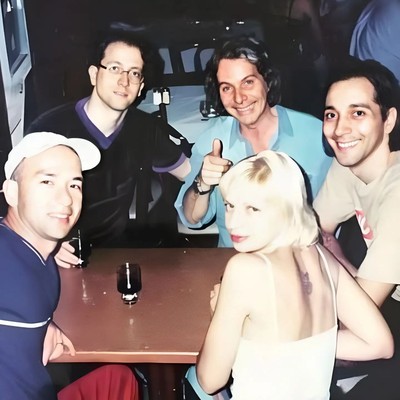 Herbert Vianna, Thedy Correa (Nenhum de Nós), Beto Guedes, Bruno Gouveia (Biquini Cavadão) e Maura Dias (prod. cultural)